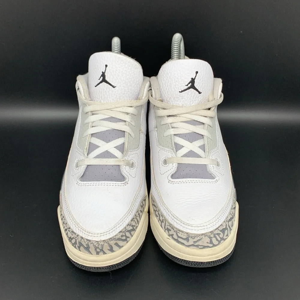 Jordan 3 Retro  PS Hide N Sneak Basketball Shoes FB4416-100 Youth‎ Sz 2.5